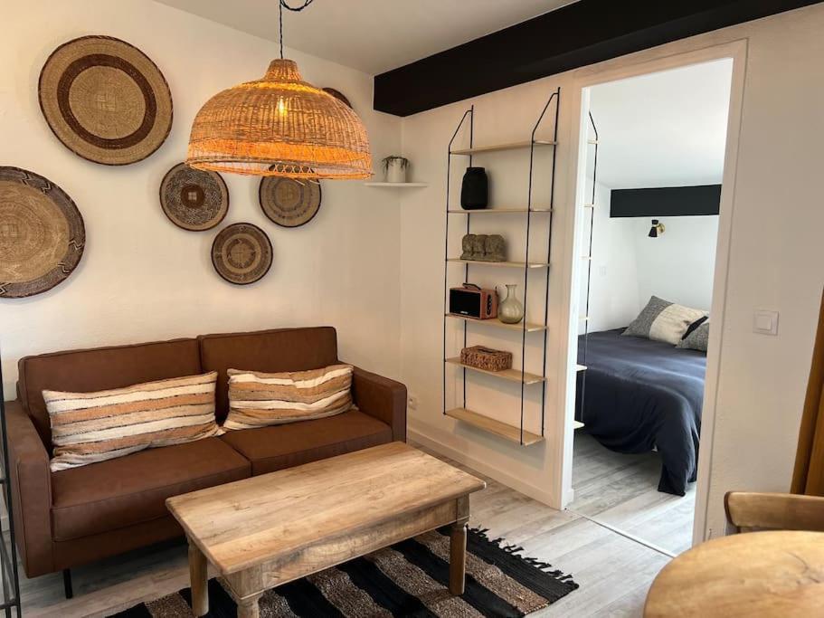 Le Passage 75 Apartment มงต์เปอลิเยร์ ภายนอก รูปภาพ